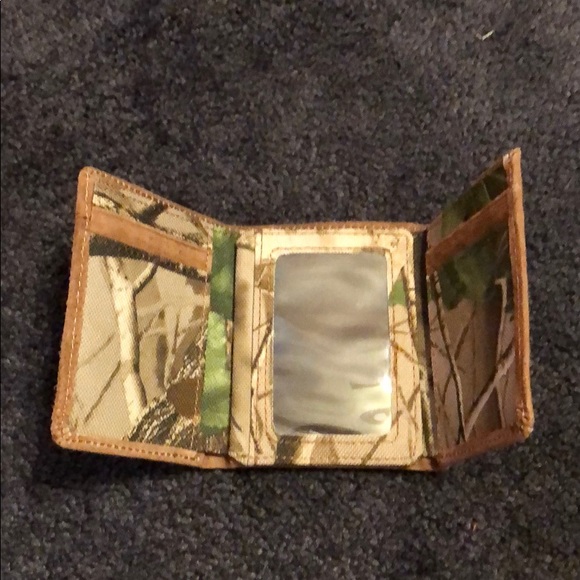 RealTree Wallet - Picture 4 of 4